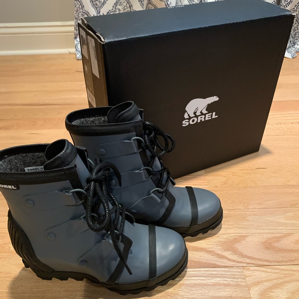 Sorel Joan Rain Wedge Felt Boots-NWT